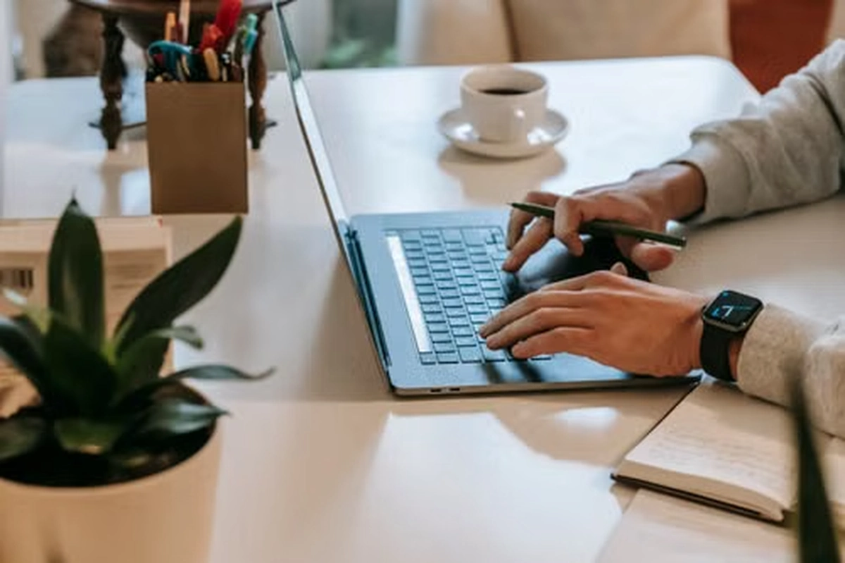 Cold Email vs Email Marketing: What's the Difference?