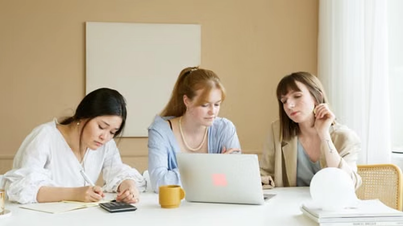 How to Personalize Cold Emails at Scale Without Sounding Like a Robot